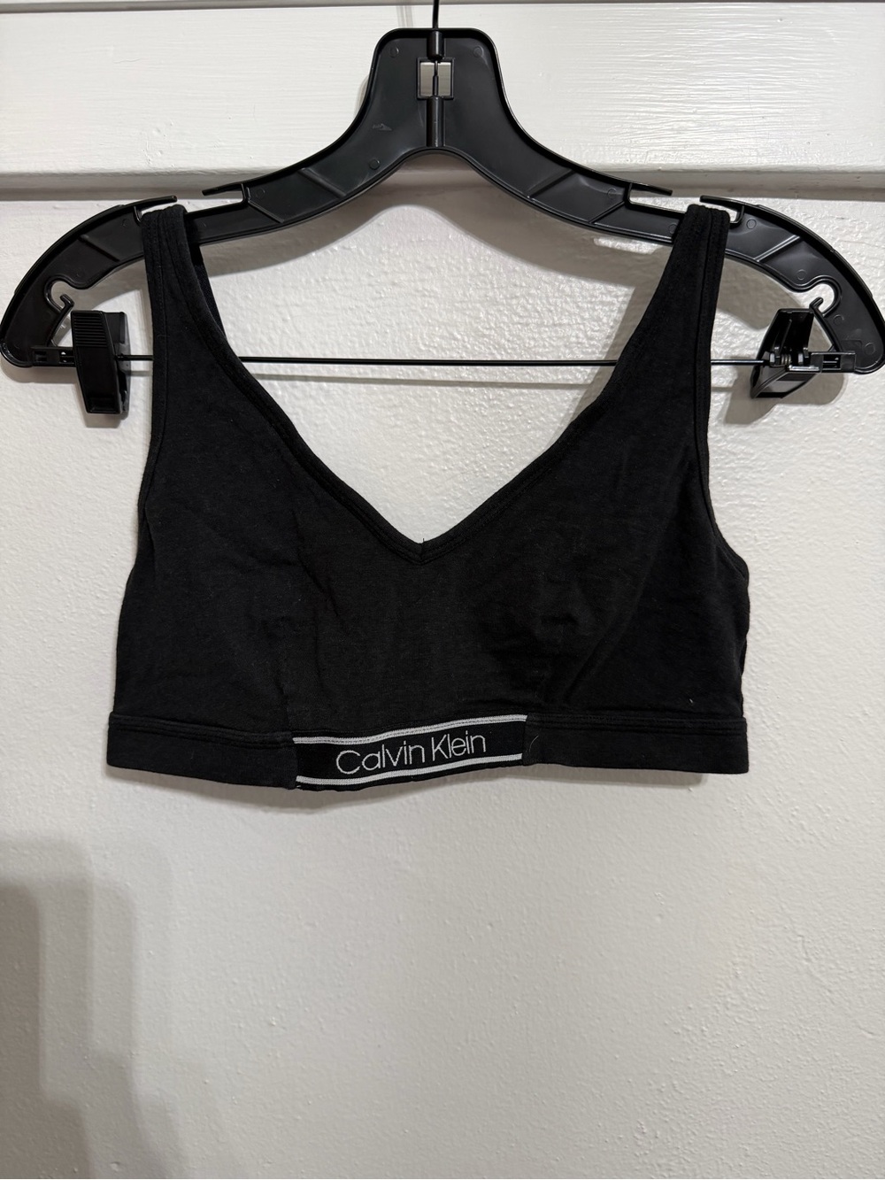 Set of 2 Calvin Klein V-Neck Wireless Bralettes